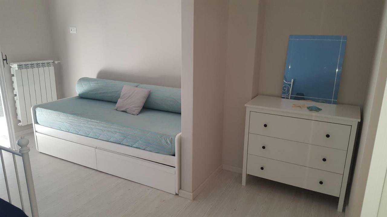 Galù Guest House Gaète Extérieur photo